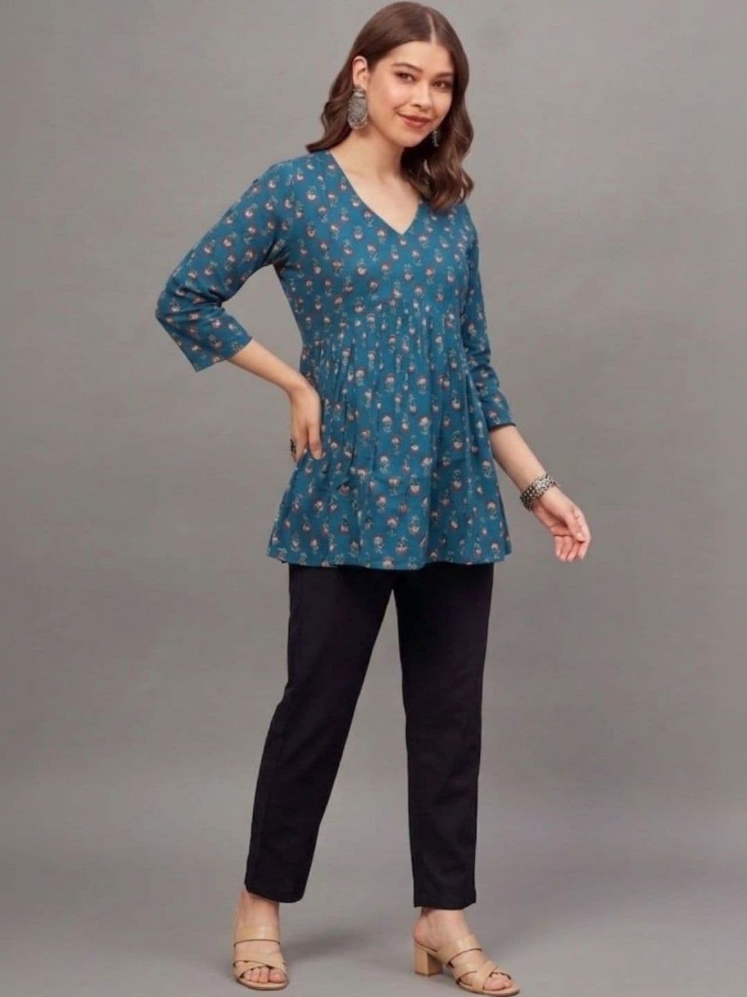 THE PAJAMA FACTORY Floral Printed V-Neck Pure Cotton Kurti - view 1