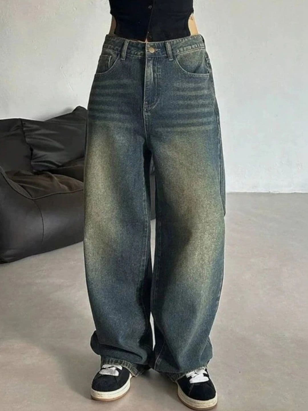 CORSICA Women High-Rise Light Fade Jeans - view 1