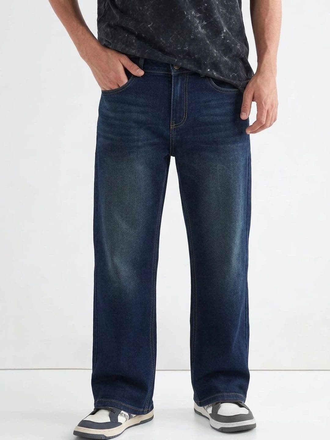 dolsia Men Straight Fit Mid-Rise Mildly Distressed Light Fade Stretchable Jeans - view 1