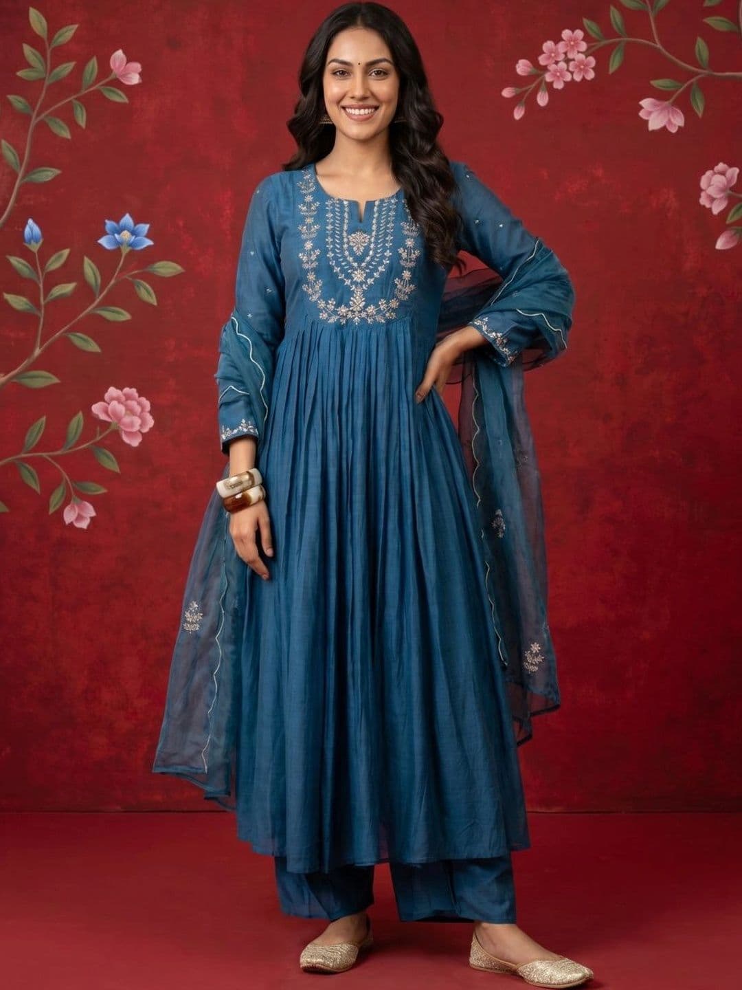 Sangria Women Ethnic Motifs Embroidered Empire Thread Work Pure Silk Kurta with Trousers & With Dupatta - view 1