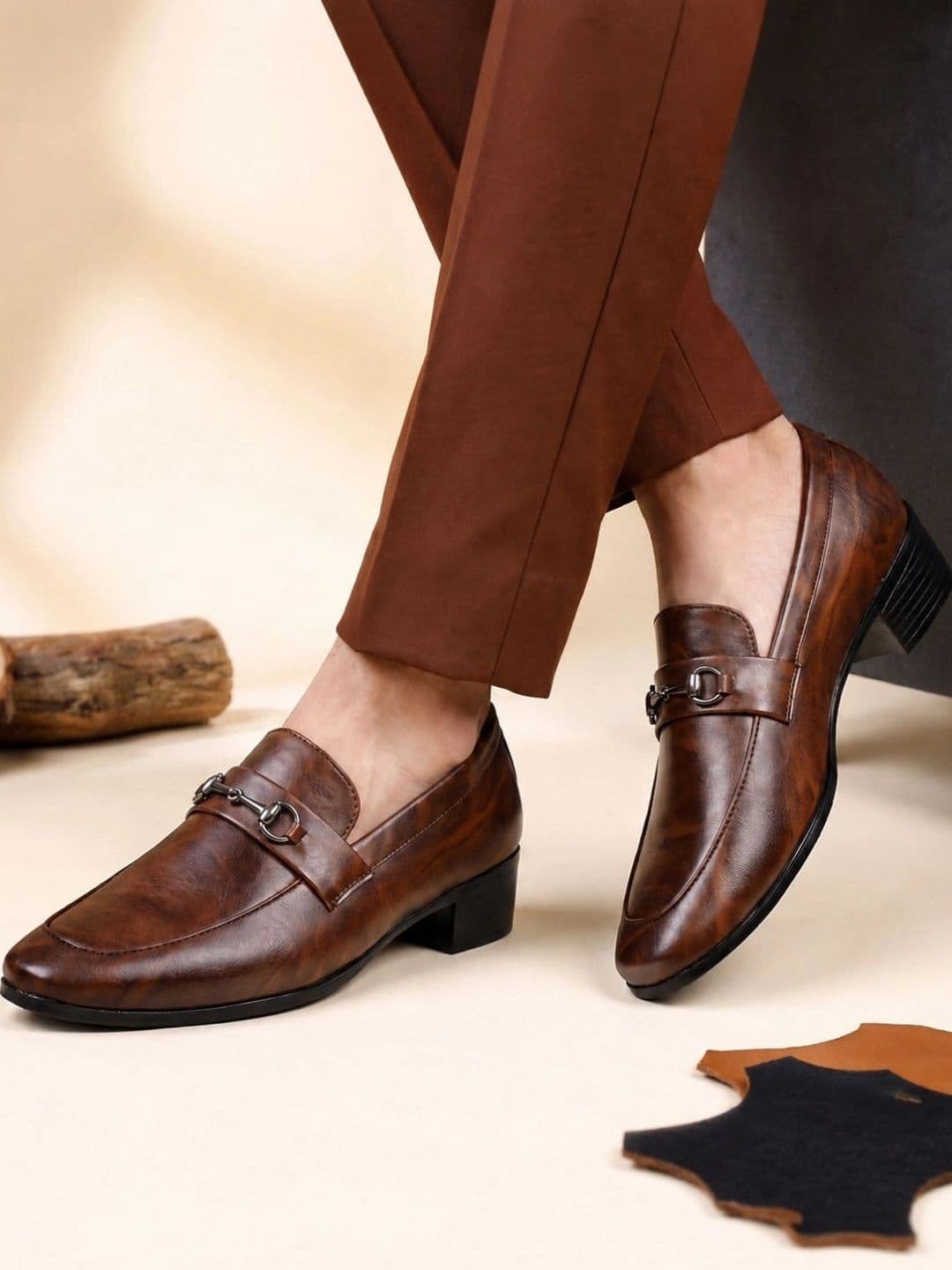 Bxxy Men Pointed Toe Elevator Mocassin Loafers - view 1