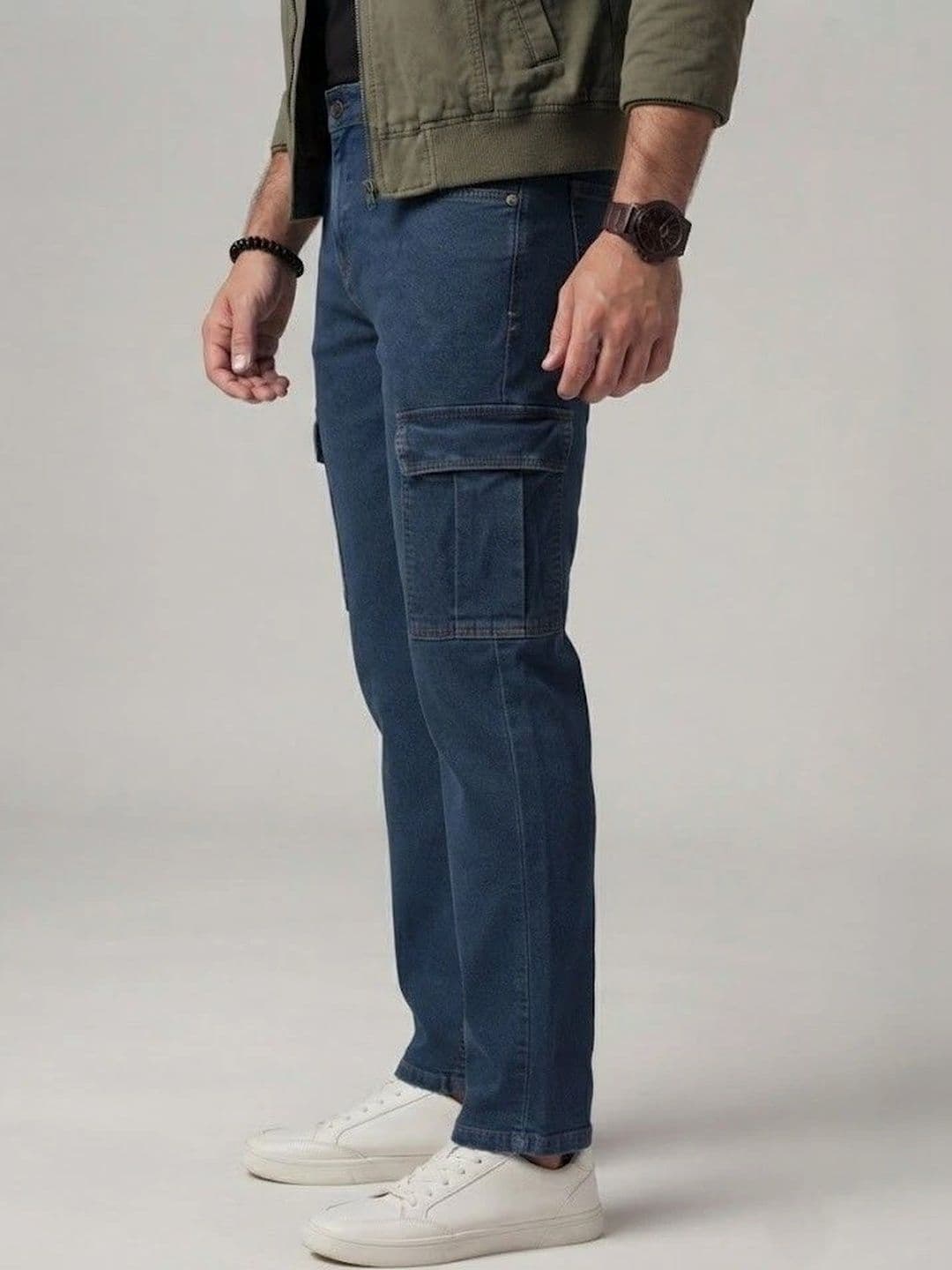 FEBRi Men Mid-Rise Applique Jeans - view 1
