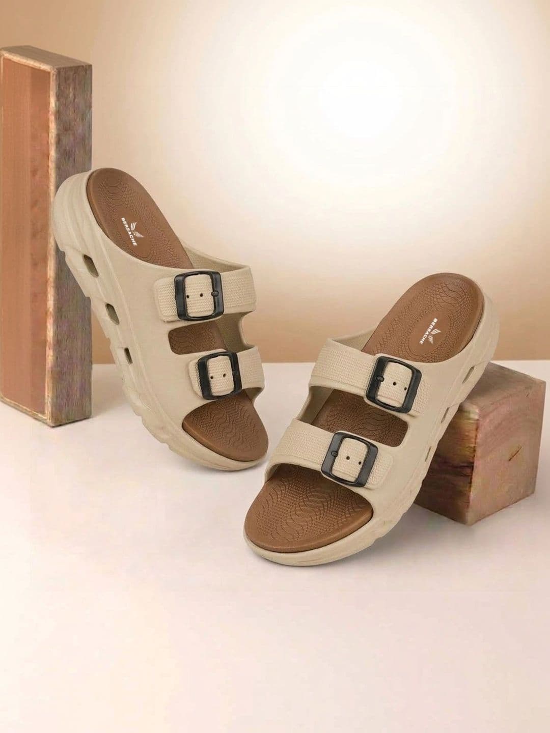 BERSACHE Men Rubber Sliders - view 1