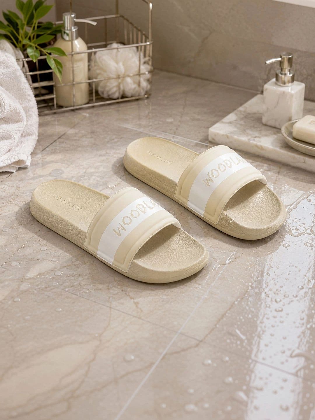 Woodland Men Thong Flip-Flops - view 1