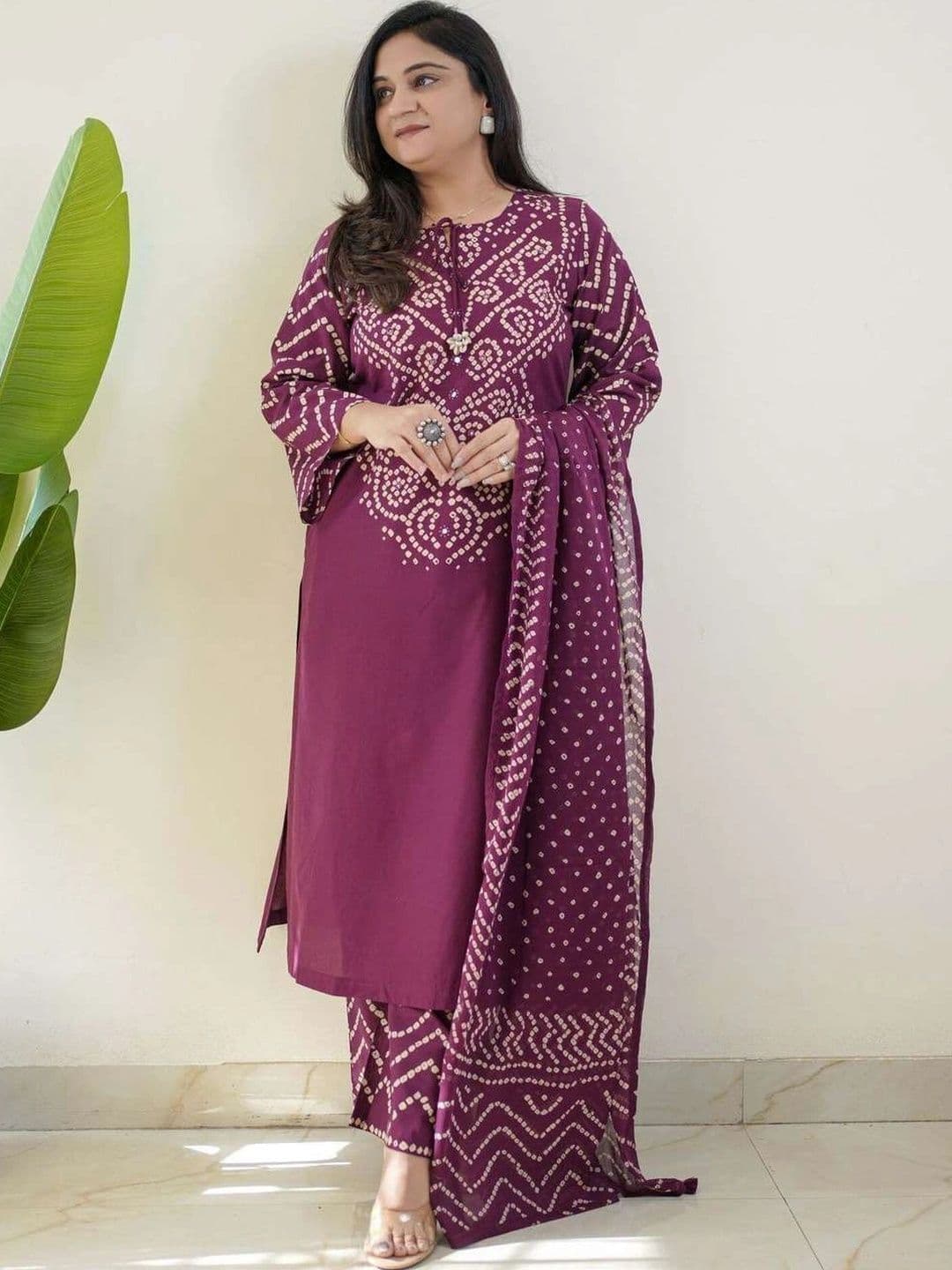 Bna Bnaya Women Bandhani Dyed Regular Pure Cotton Kurta with Trousers & With Dupatta - view 1
