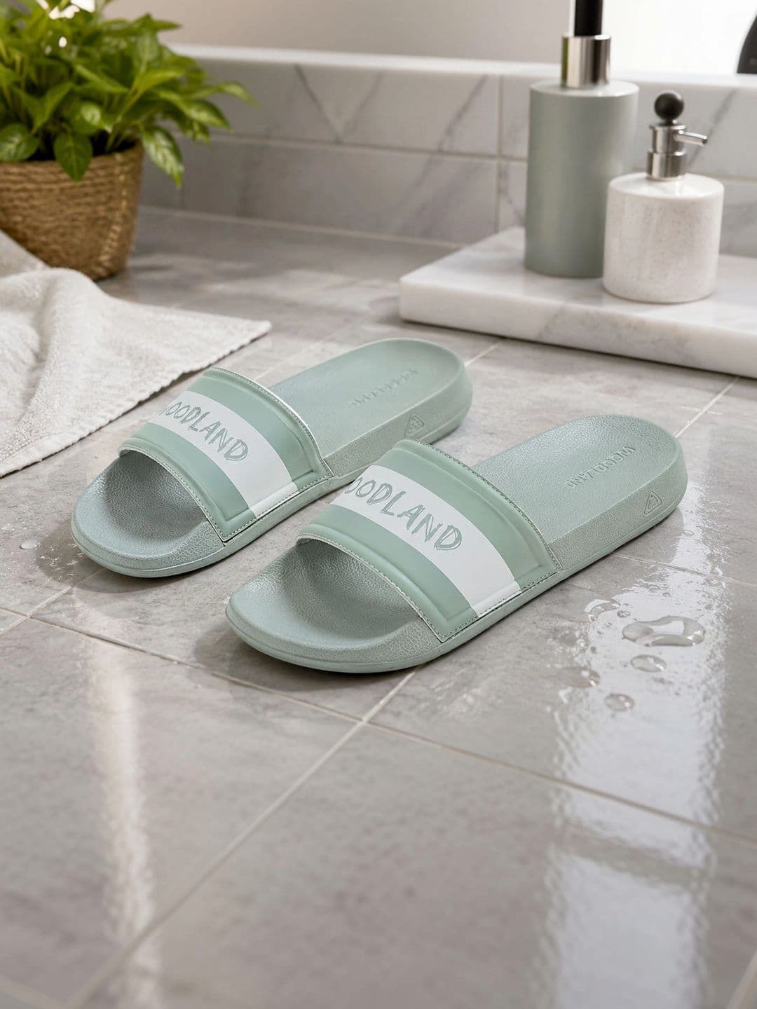 Woodland Men Thong Flip-Flops - view 1
