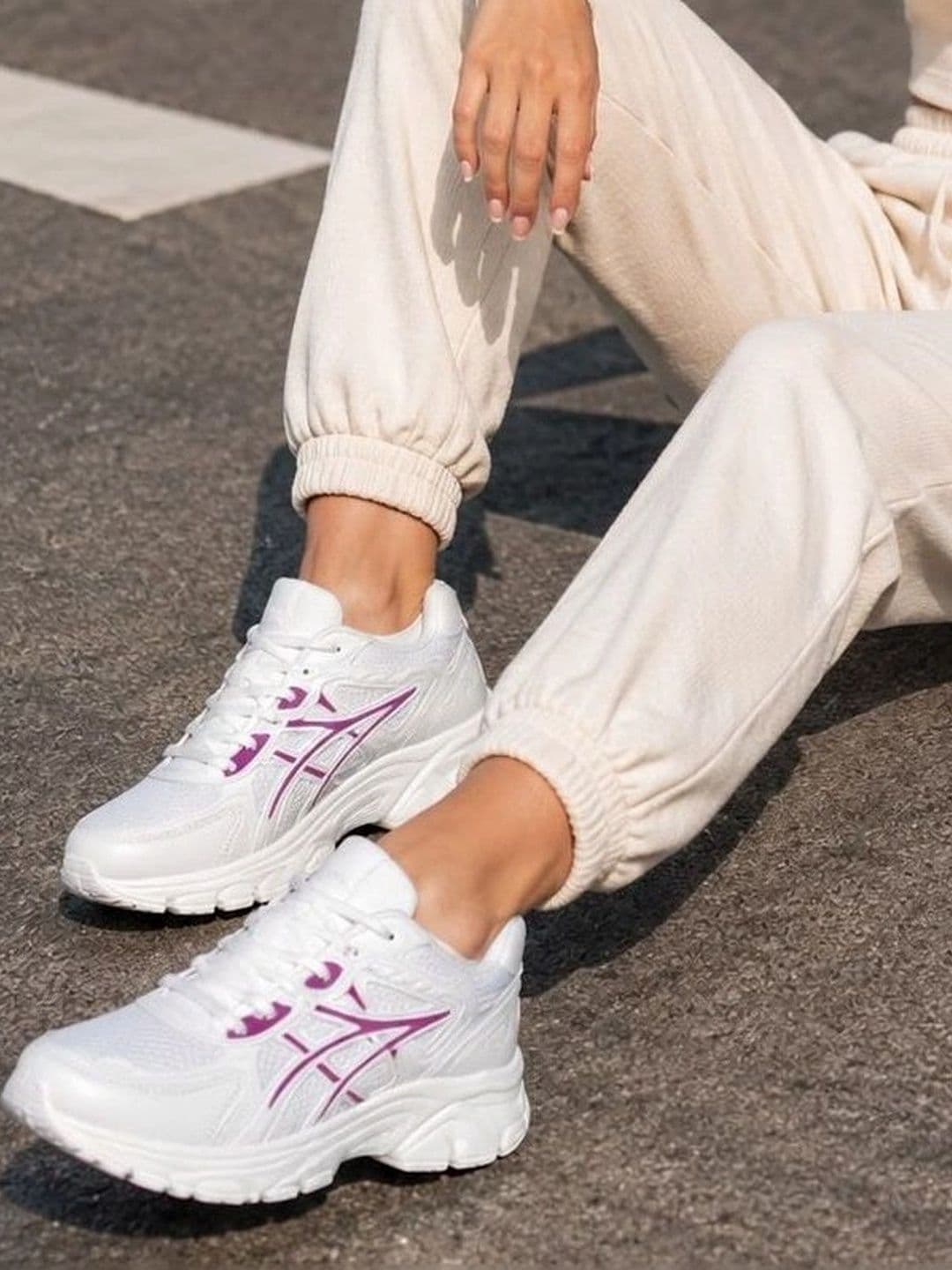 Roadster Women Walking Non-Marking Shoes - view 1
