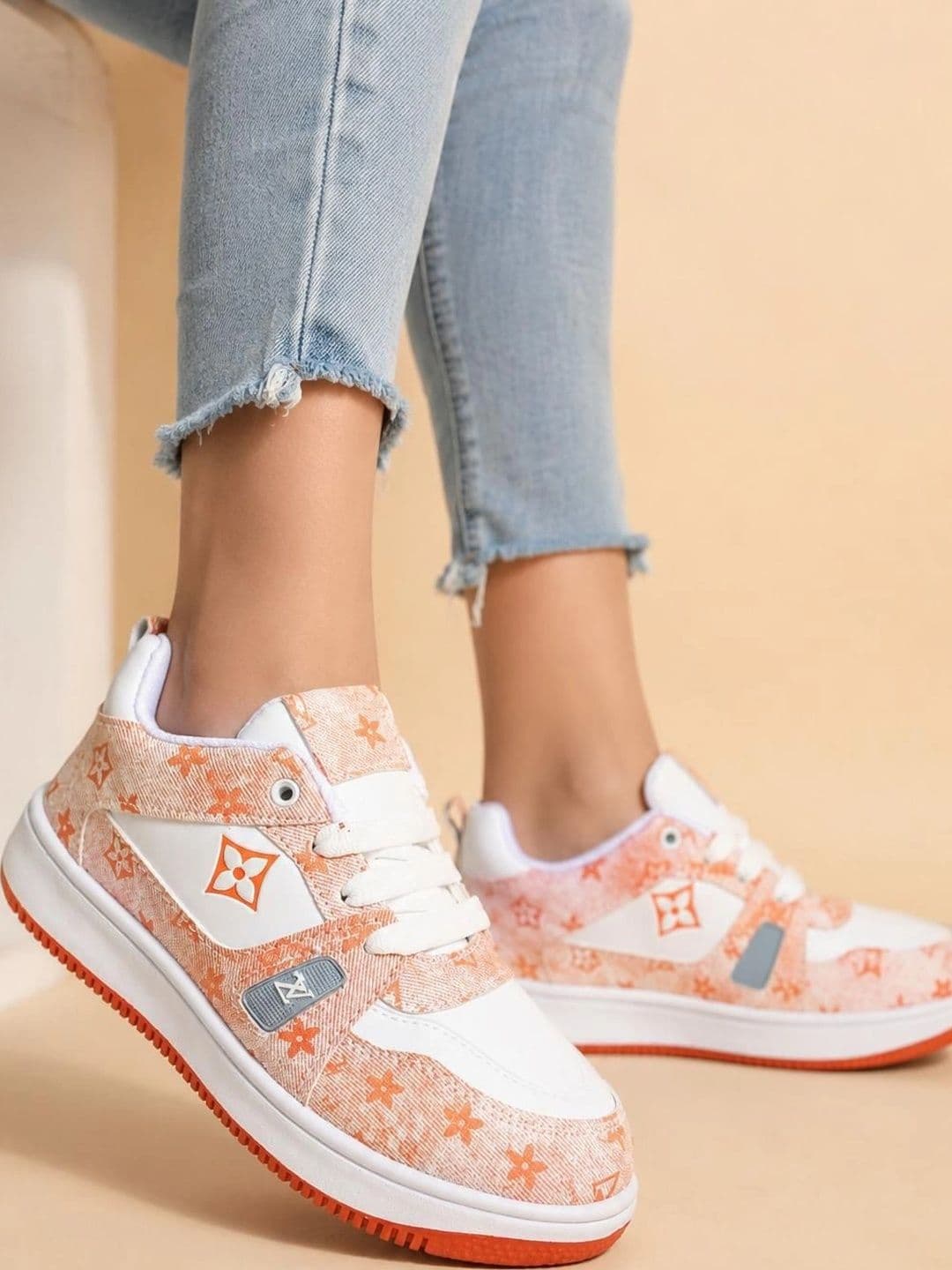 Roadster Women Walking Non-Marking Shoes - view 1