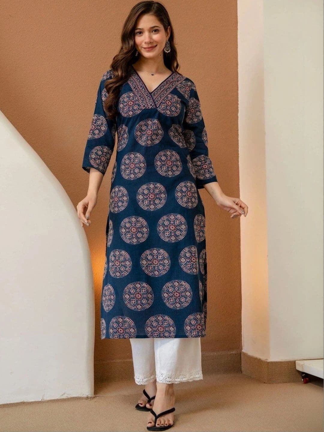 Anouk Women Ethnic Motifs Printed Thread Work Indie Prints Kurta - view 1