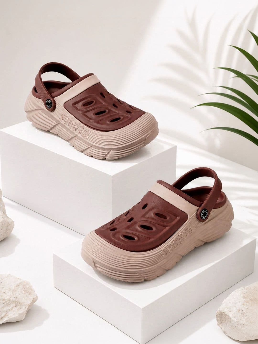 Aloveswalk Men Clogs Sandals - view 1