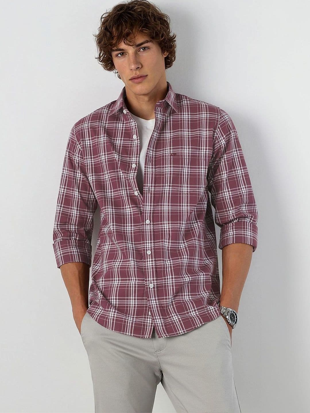 Peter England Casuals Men Slim Fit Checked Casual Shirt - view 1