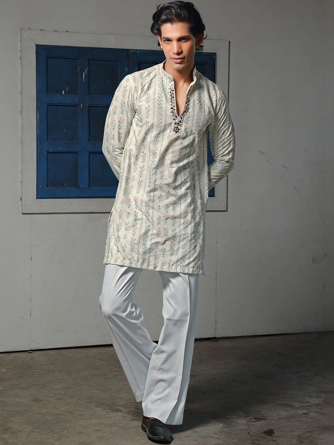Varbandhan Men Printed Mirror Work Jacquard Kurta - view 1