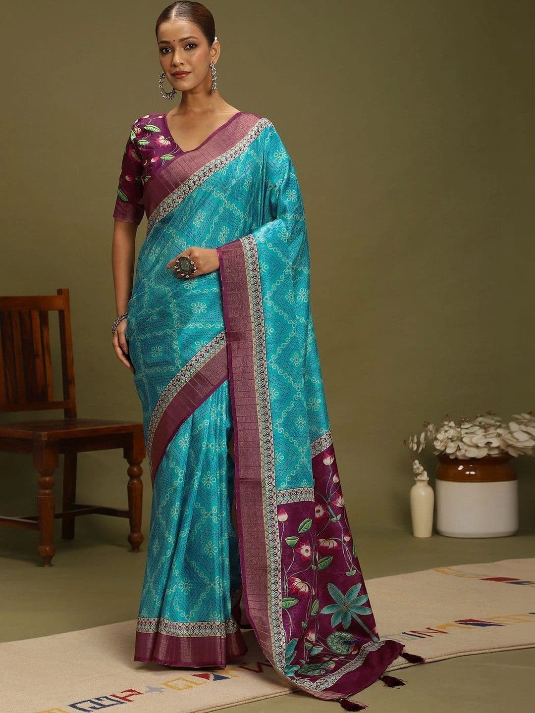Saree mall Silk Blend Designer Bandhani Sarees - view 1