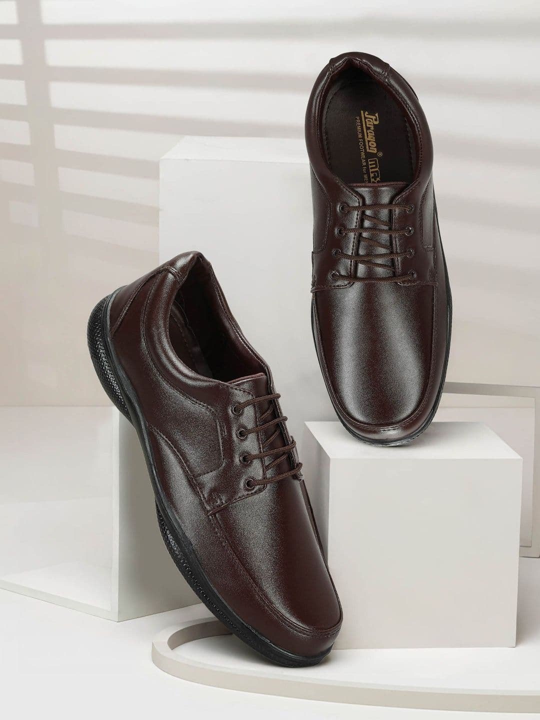 Paragon Men Round Toe Formal Derbys Shoes - view 1