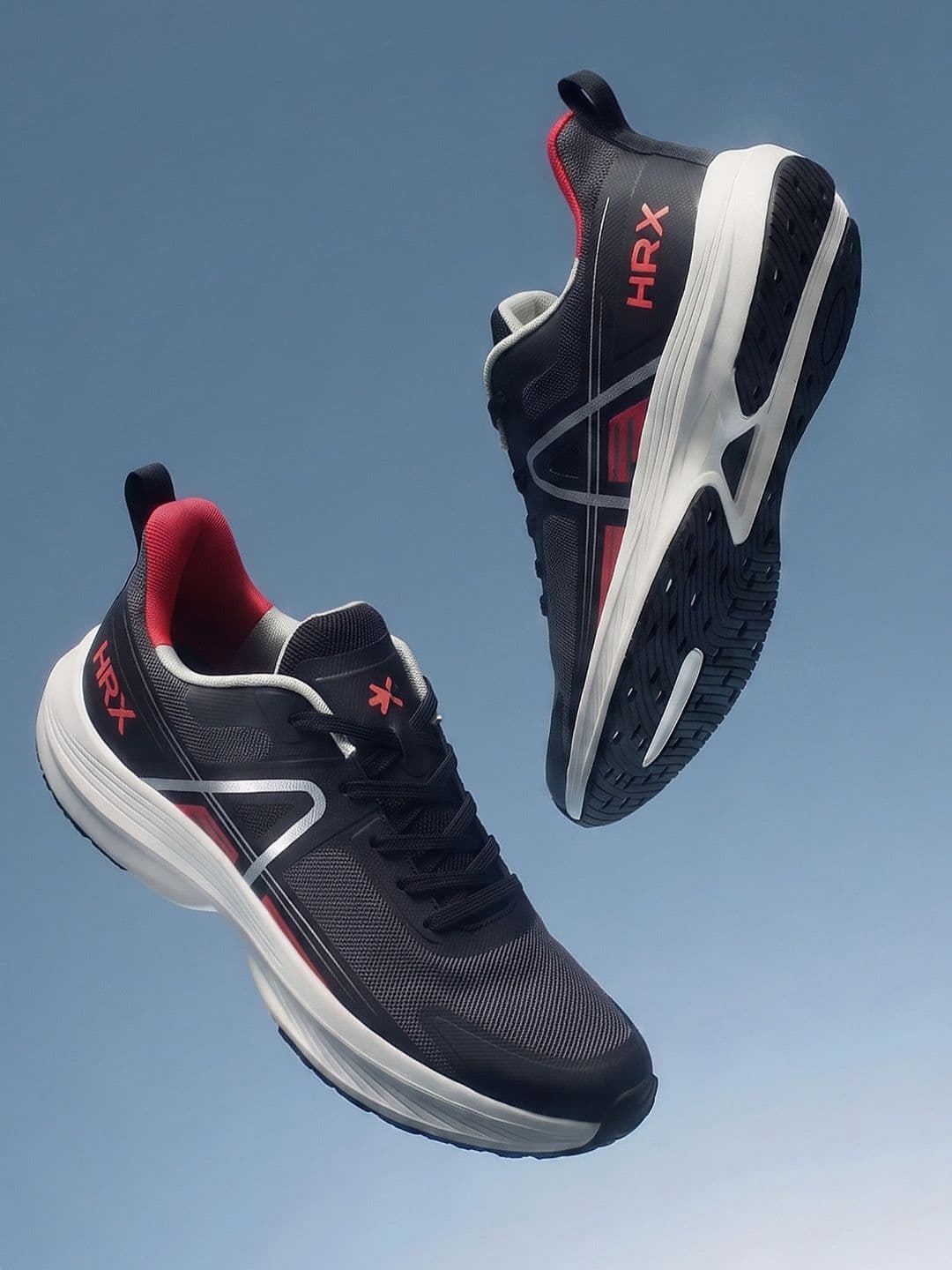 HRX by Hrithik Roshan Men Altrun Sports Shoes - view 1