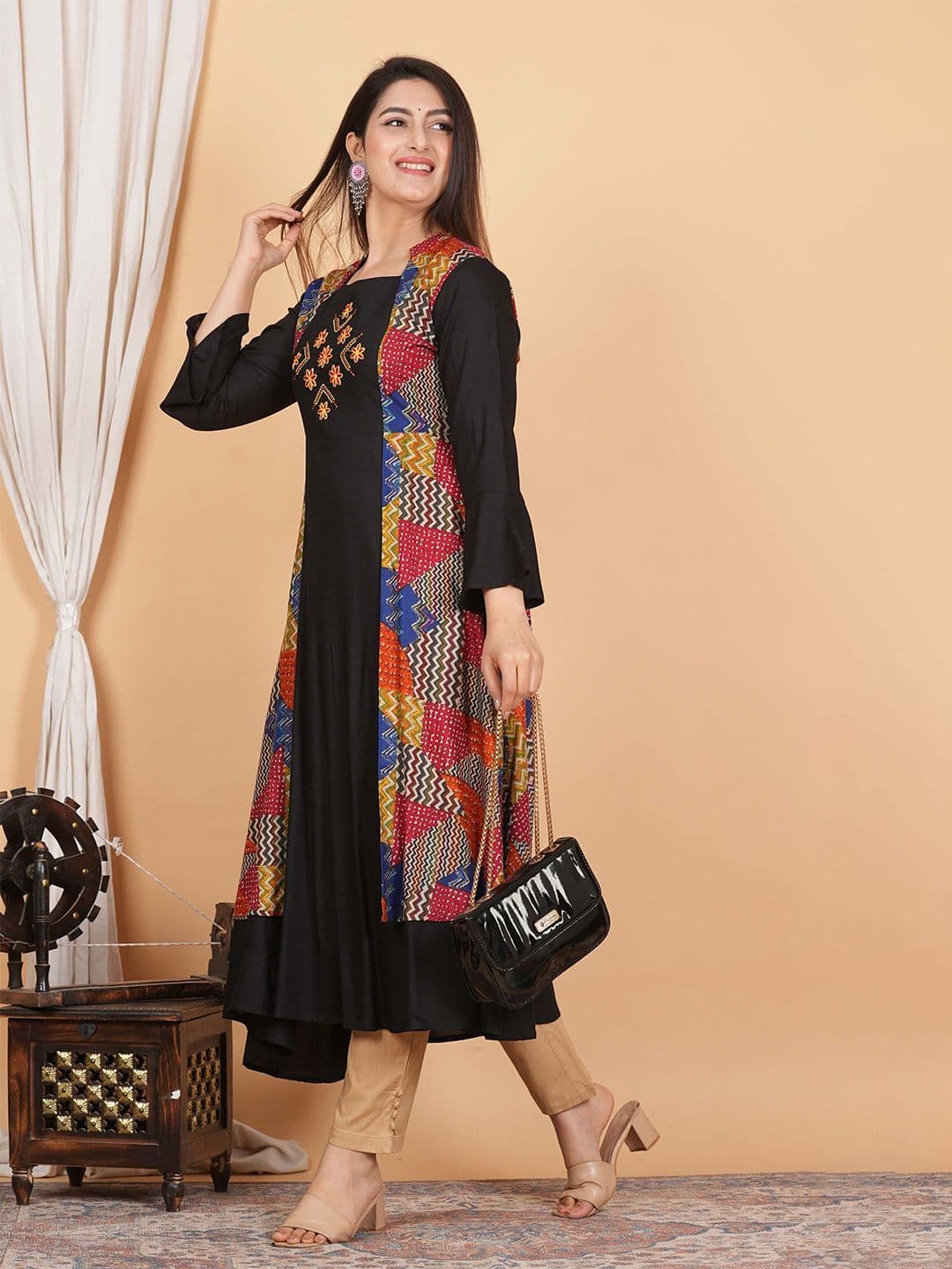 IKRASS Women Printed Anarkali Kurta - view 1