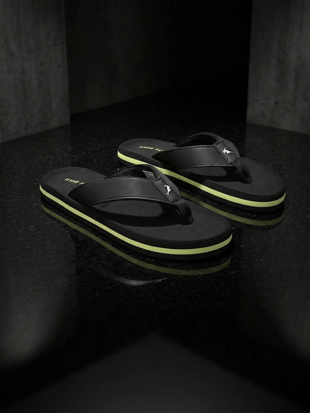HYPR FIT Men Lightweight Water-Resistant Strap Casual Flip-Flops - view 1