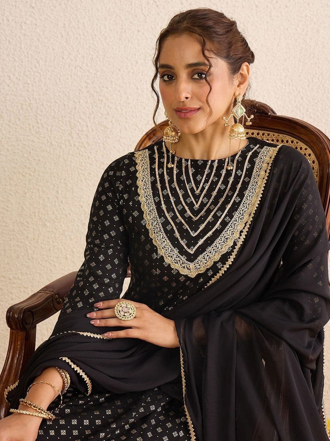 Janasya Women Floral Empire Gotta Patti Kurta with Trousers & With Dupatta - view 1