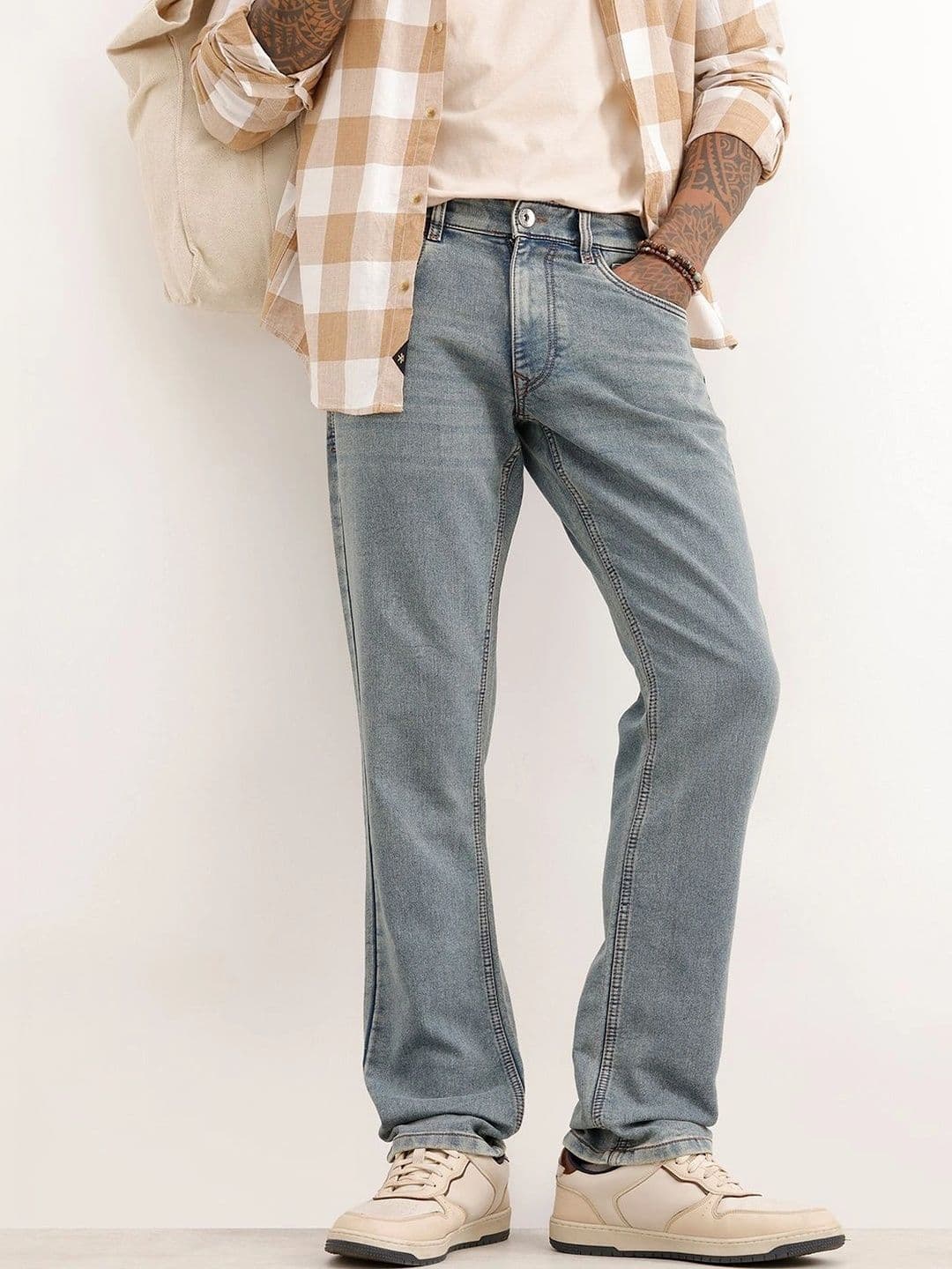 WROGN Men Cotton Straight Fit Mid-Rise Stretchable Jean - view 1
