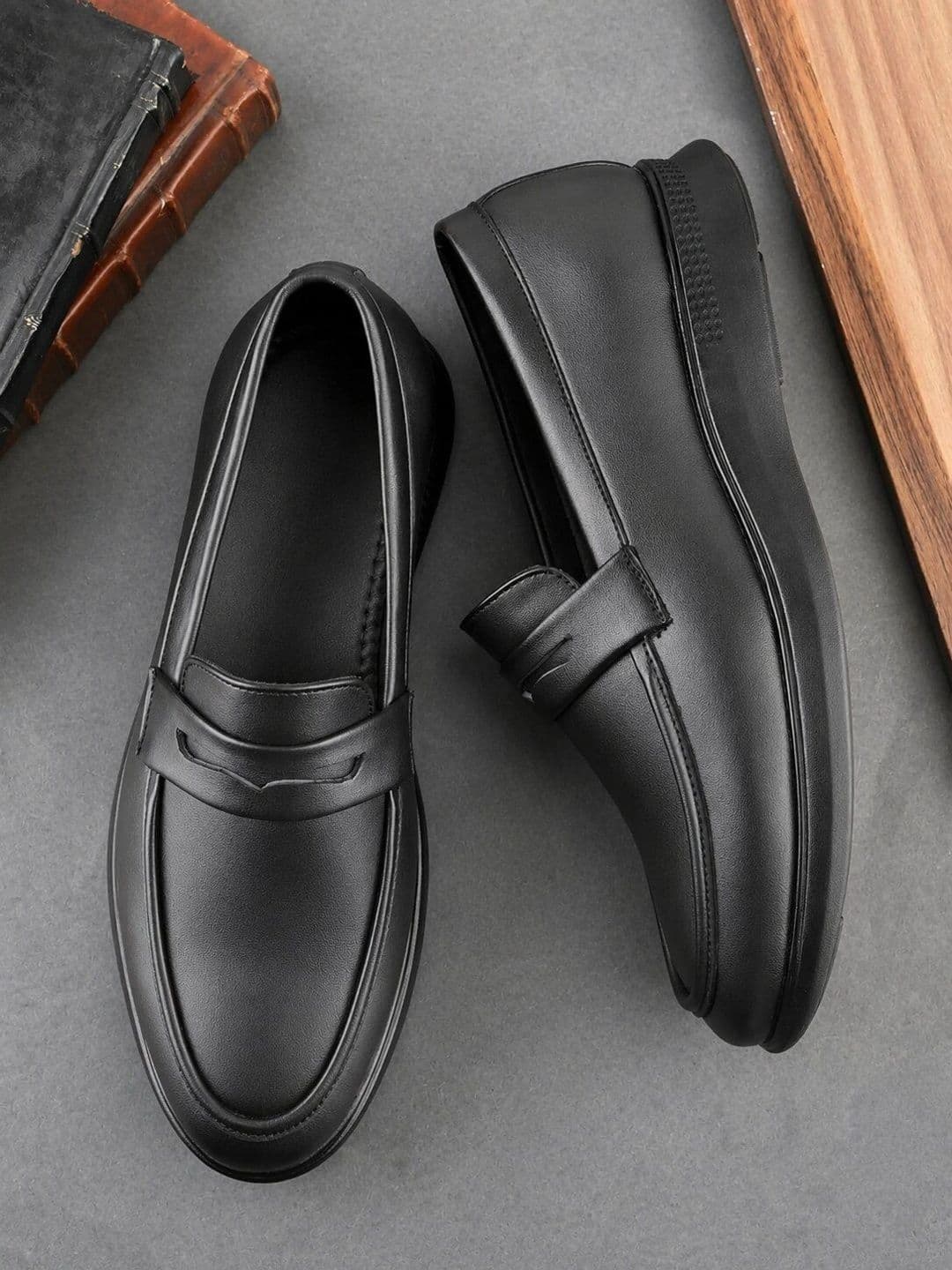 HERE&NOW Men Round Toe Slip-On Formal Loafers - view 1