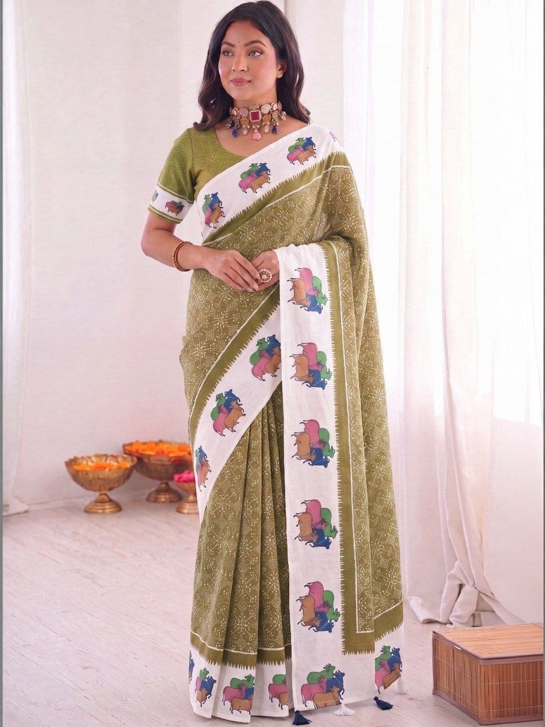 GREEN PEARS Bandhani Linen Blend Fusion Banarasi Saree - view 1