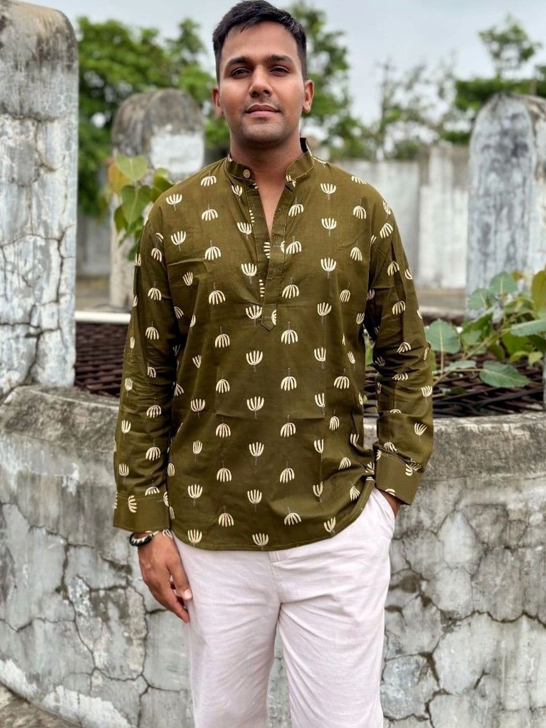 Tarinni Men Floral Printed Indie Prints Kurta - view 1
