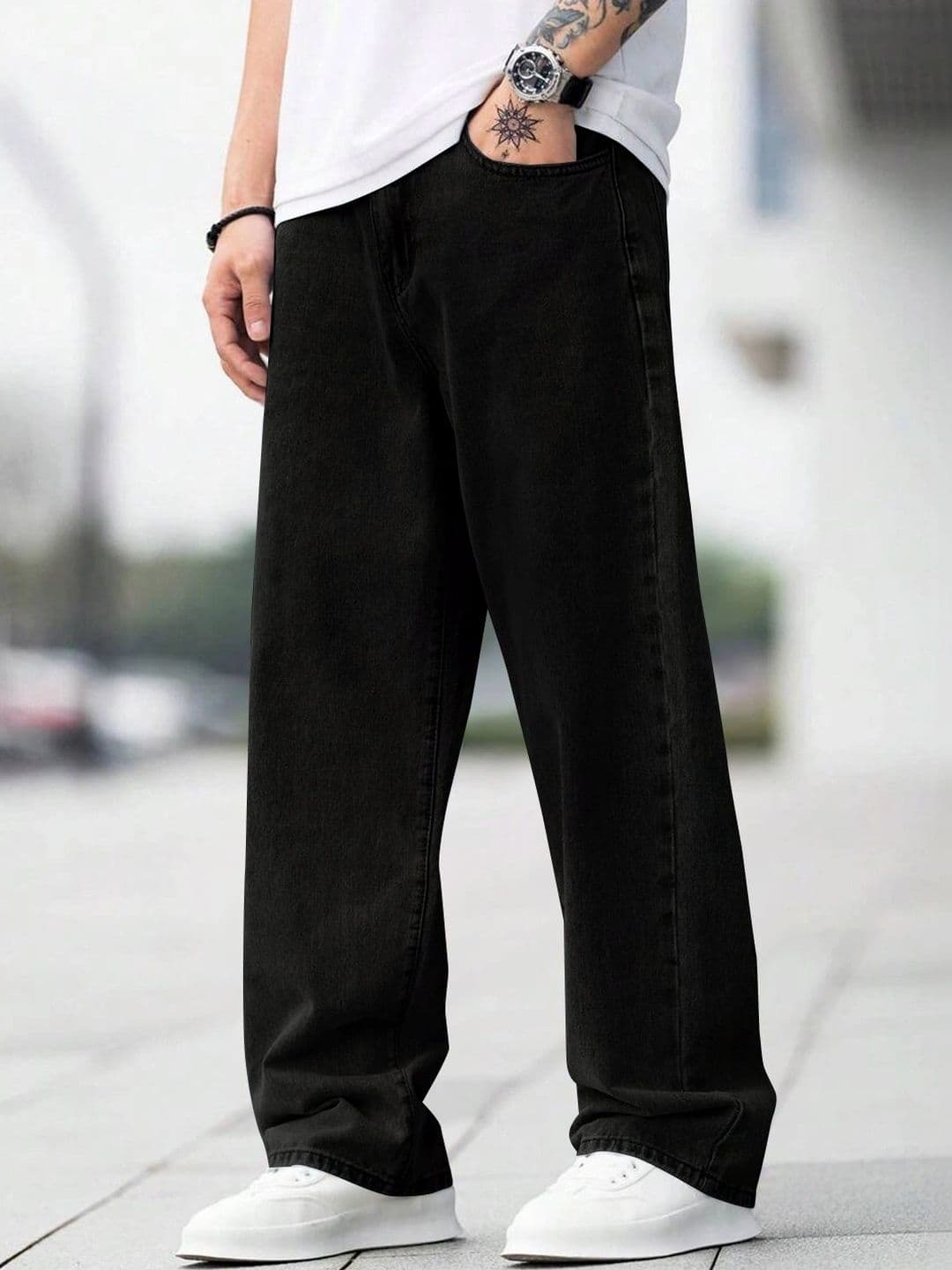 Classic Torch Men Loose Relaxed Fit Mid-Rise Jeans - view 1