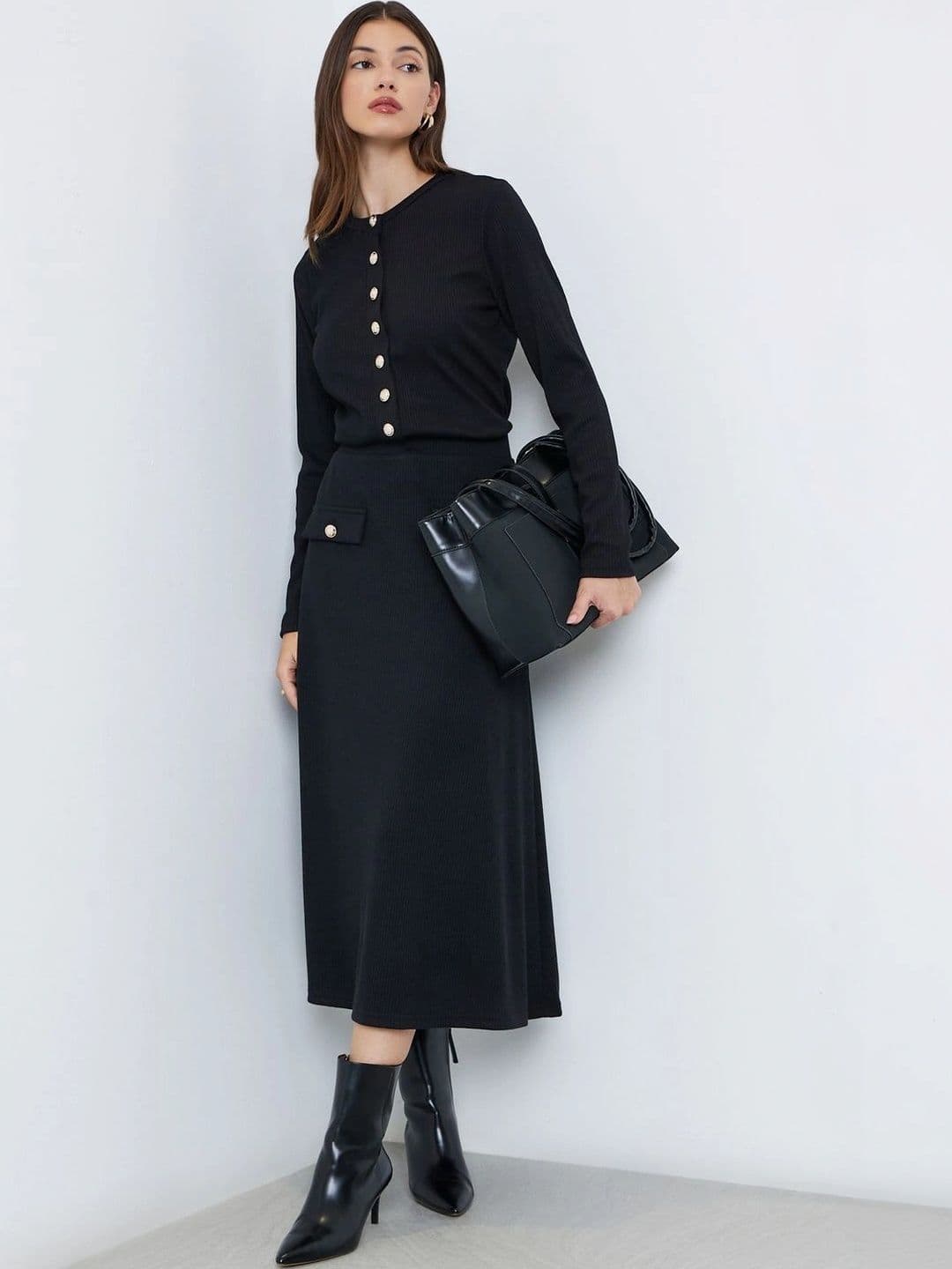 Styli Women Black Solid High-Waisted Midi A-Line Skirt With Button Detail - view 1