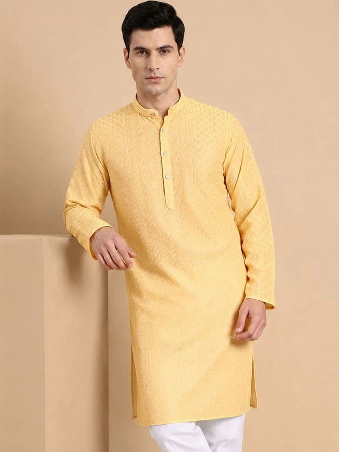 House of Pataudi Men Embroidered Chikankari Georgette Kurta - view 1