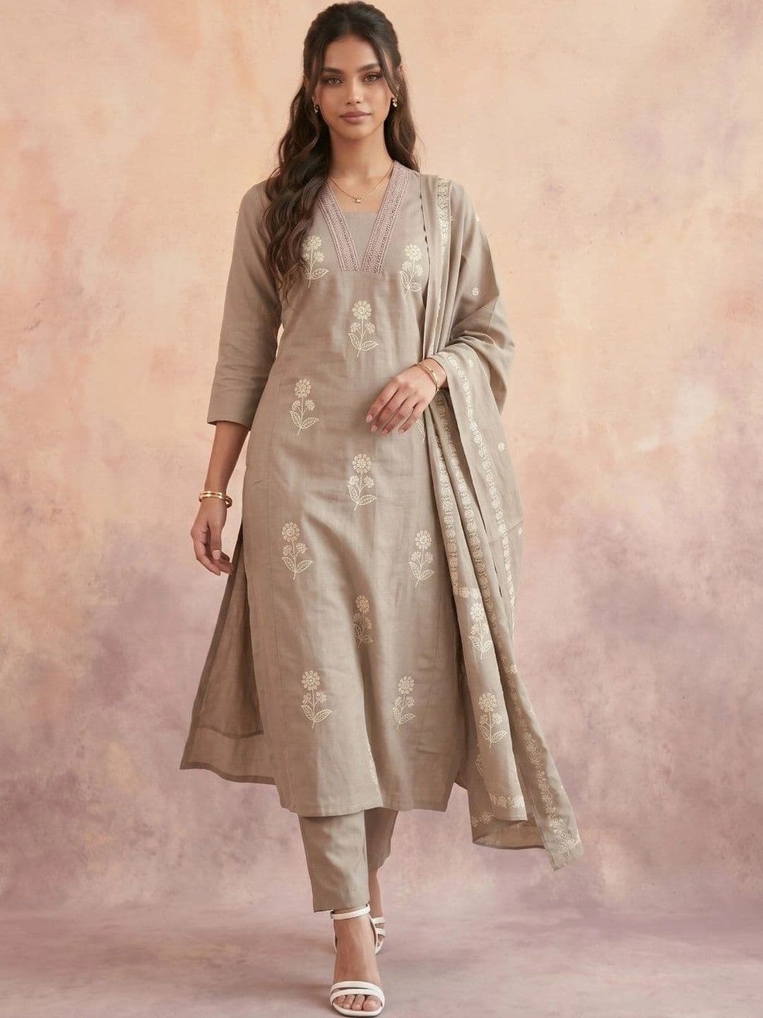 KINDA DESI Women Floral Embroidered Regular Thread Work Kurta with Trousers & With Dupatta - view 1