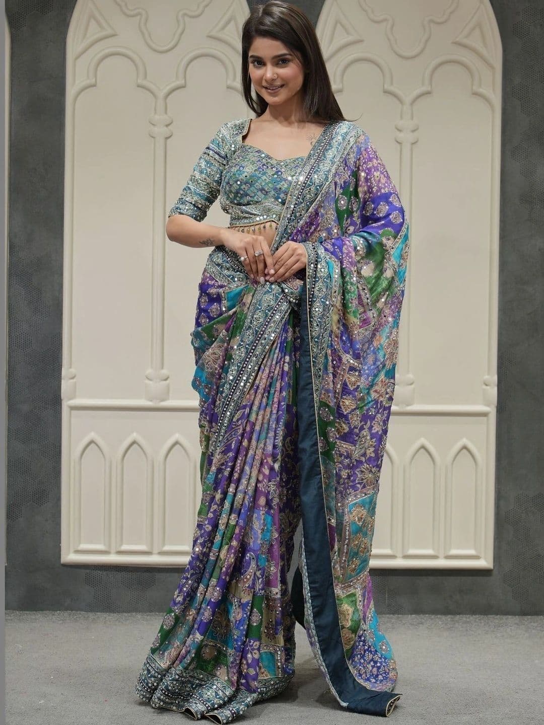 Narrow Fashion Floral Mirror Work Fusion Saree - view 1