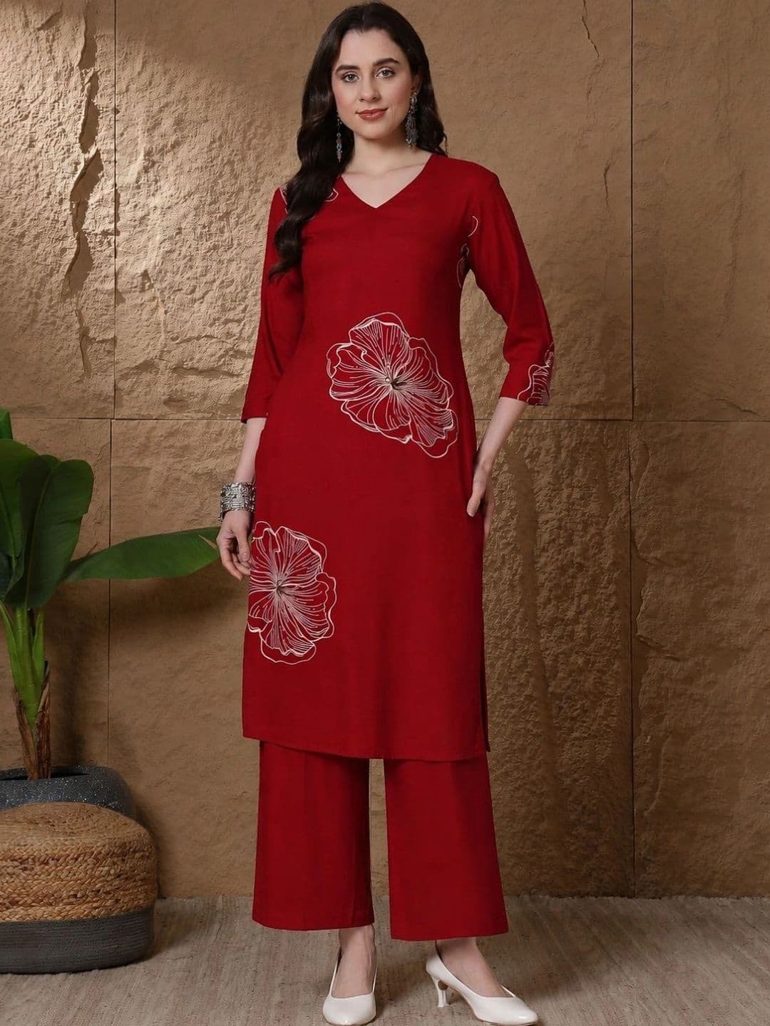 KALINI Floral Printed V-Neck Kurti - view 1