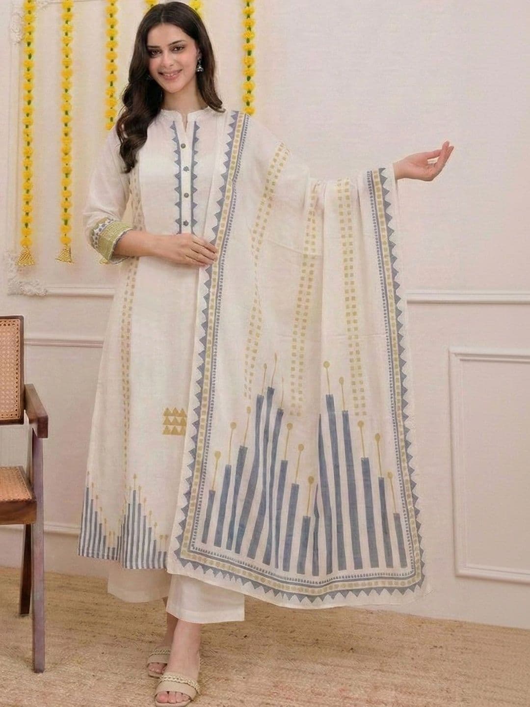 Aaghnya Women Ethnic Motifs Printed Regular Kurta with Trousers & With Dupatta - view 1
