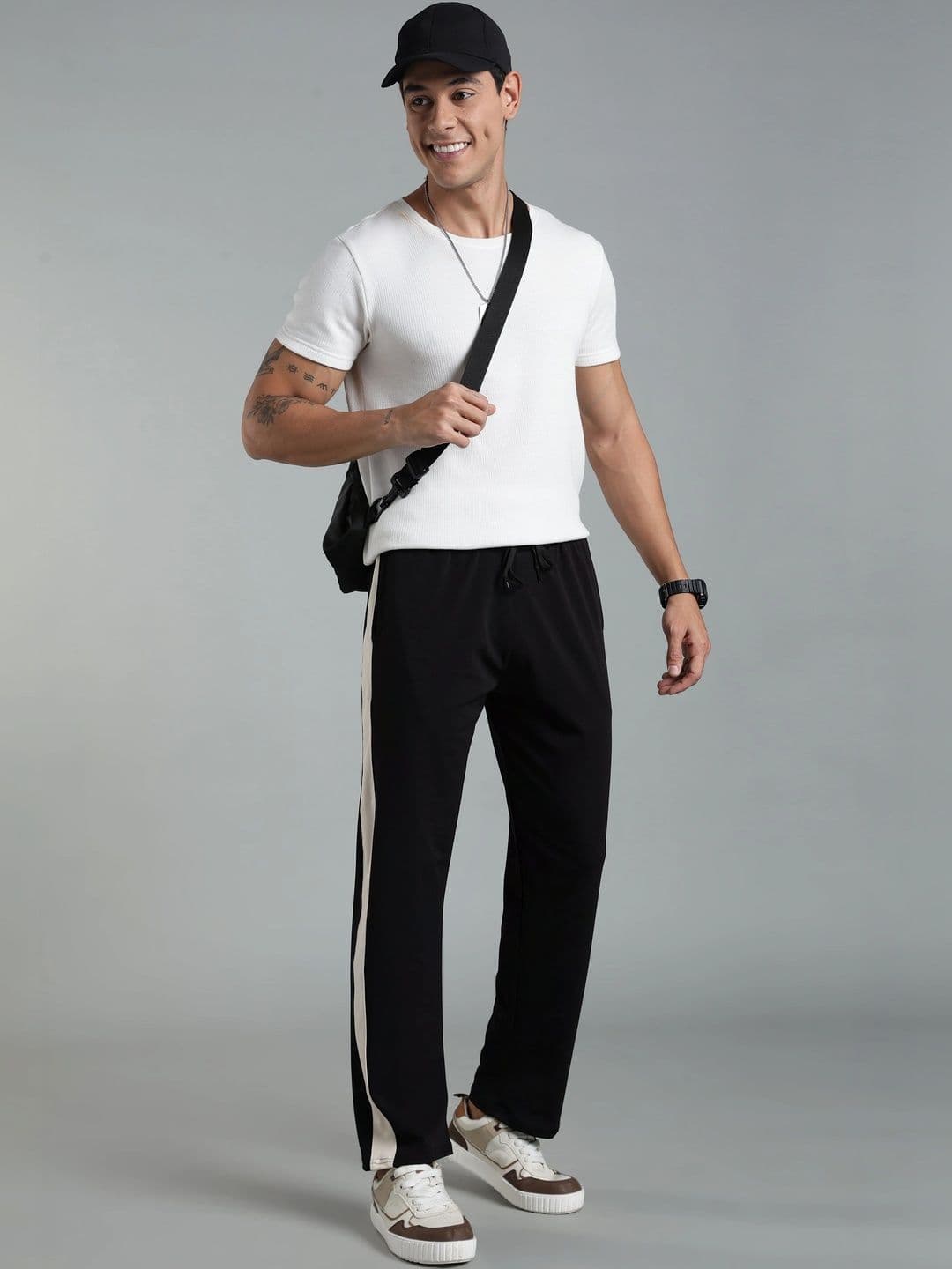 HERE&NOW Men Regular Fit Colourblocked Training Track Pants - view 1