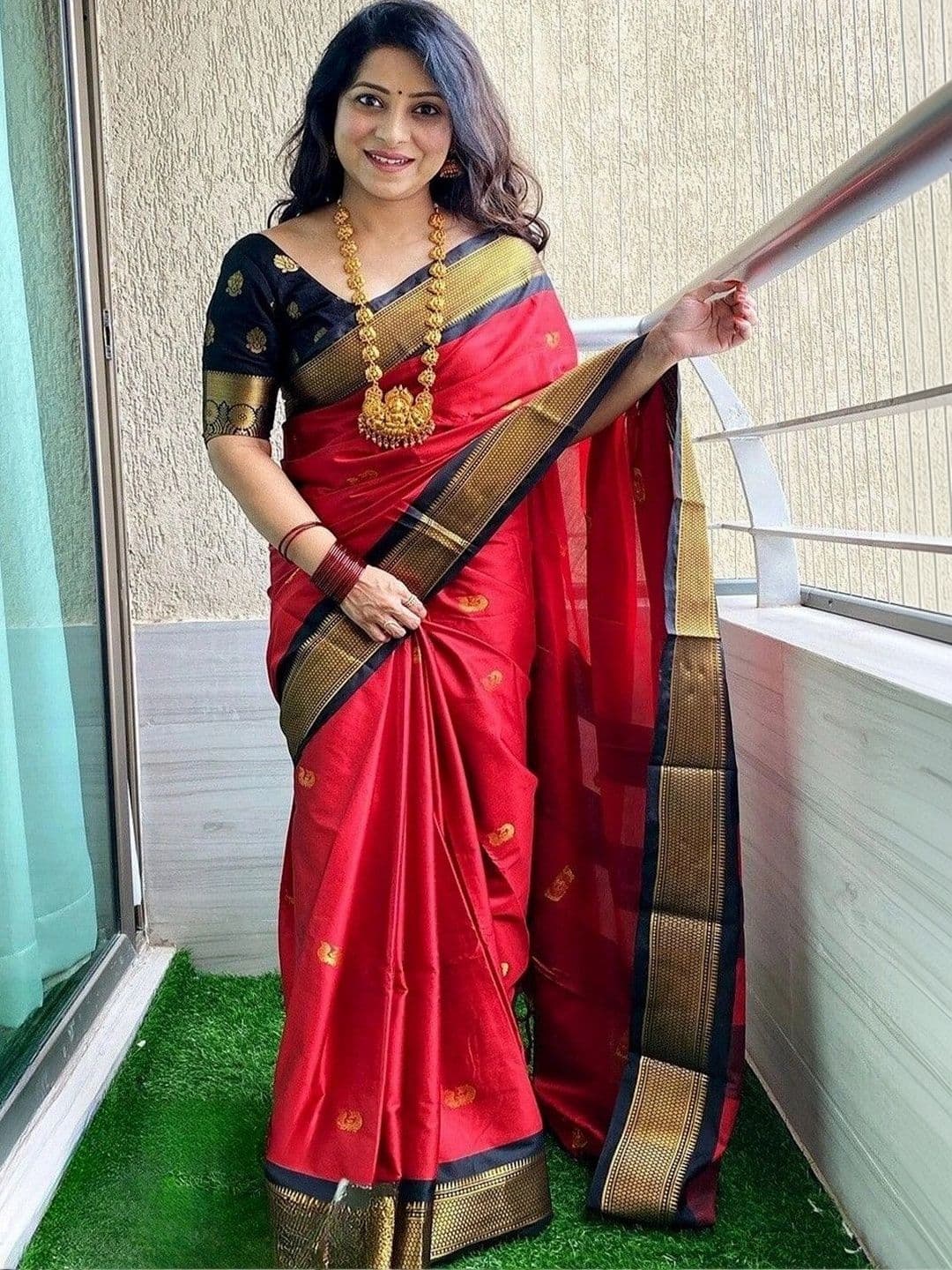 SPEEDY INDIAN Woven Design Zari Silk Blend Mysore Silk Saree - view 1