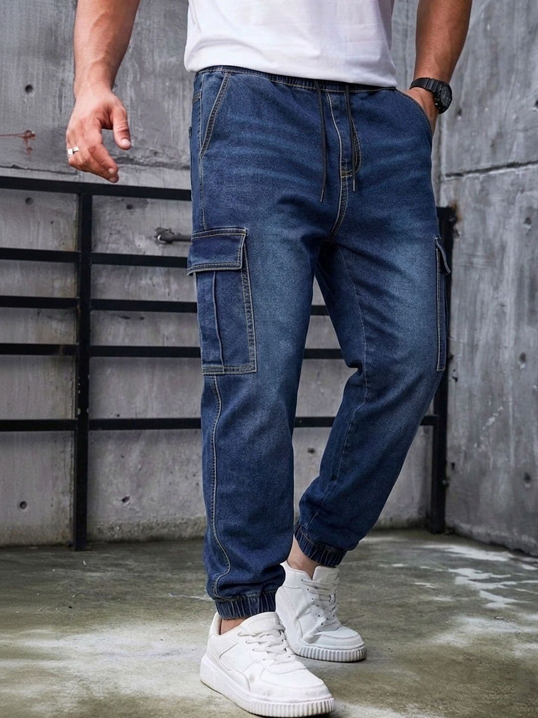 Eyebogler Men Relaxed Fit Mid-Rise Low Distress Jeans - view 1