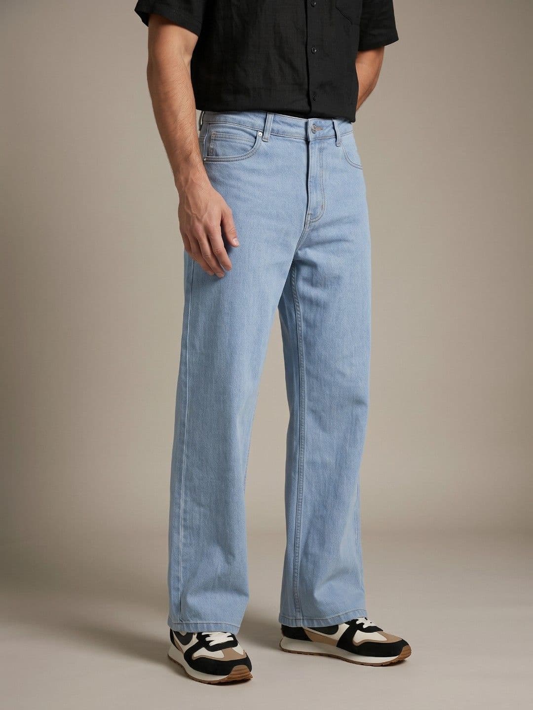 glitchez Men Wide Leg Mid-Rise Light Fade Stretchable Jeans - view 1