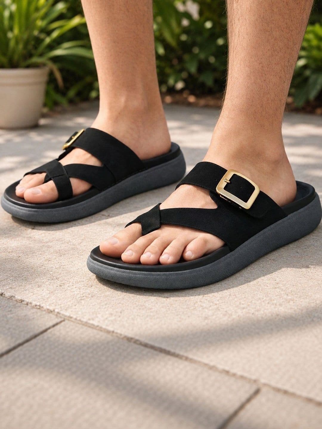 ROYAL CRUZZ Men Comfort Sandals - view 1