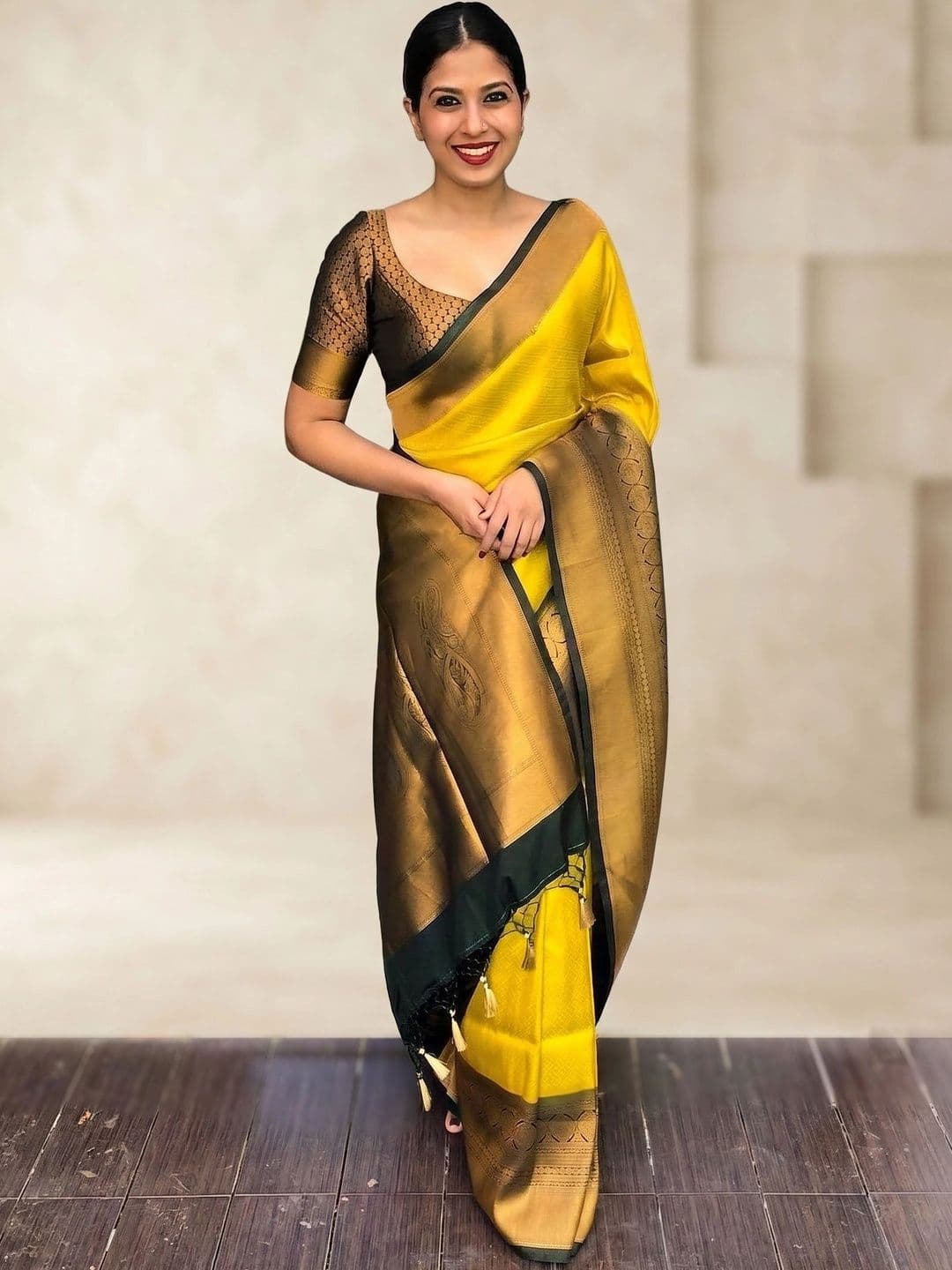 SHRIADINATH Woven Design Zari Art Silk Banarasi Saree - view 1