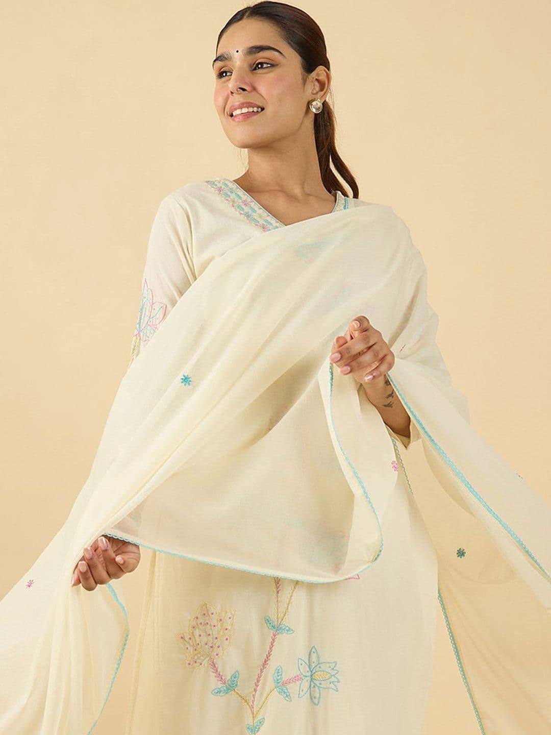 Indo Era Women Ethnic Motifs Embroidered Thread Work Pure Cotton Kurta Trousers & Dupatta - view 1