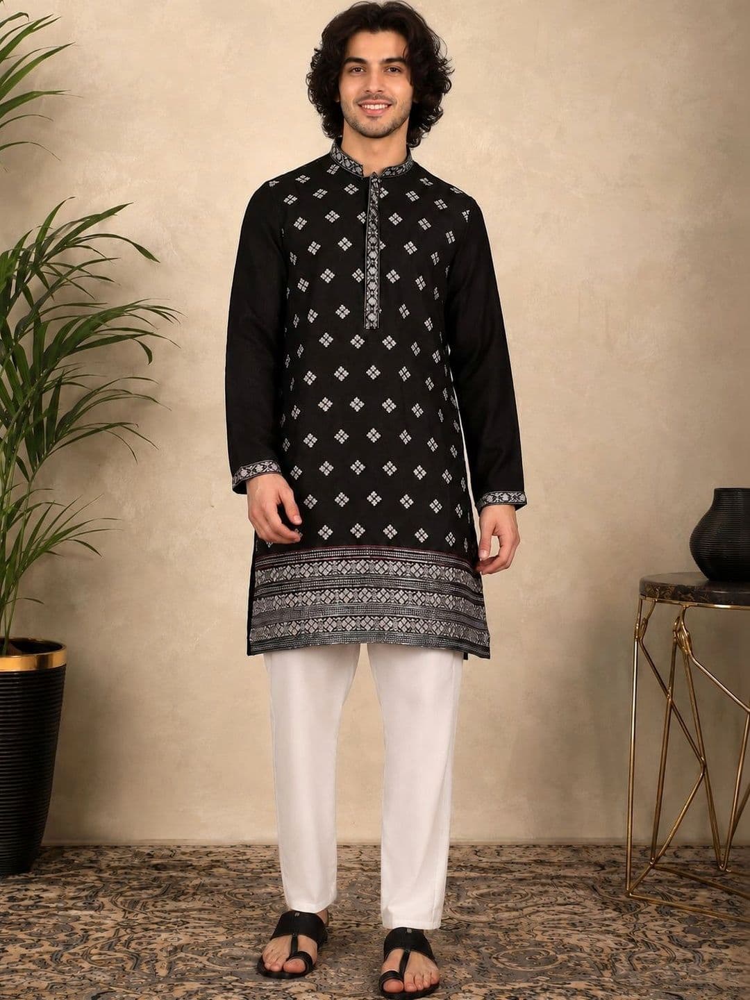 House of Pataudi Embroidered Mandarin Collar Knee Length Straight Kurta - view 1