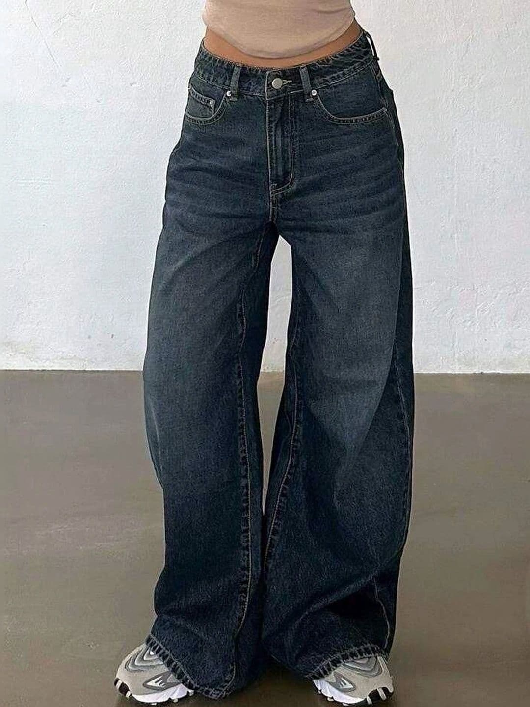 HUNTER & HAYES Women Wide Leg High-Rise Jeans - view 1