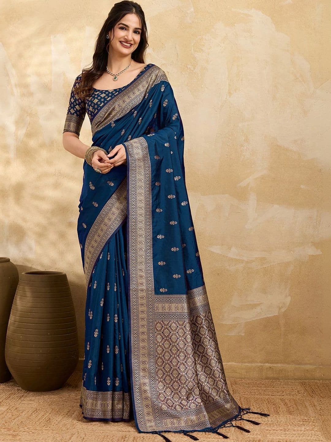 Trendmalls Floral Art Silk Saree - view 1