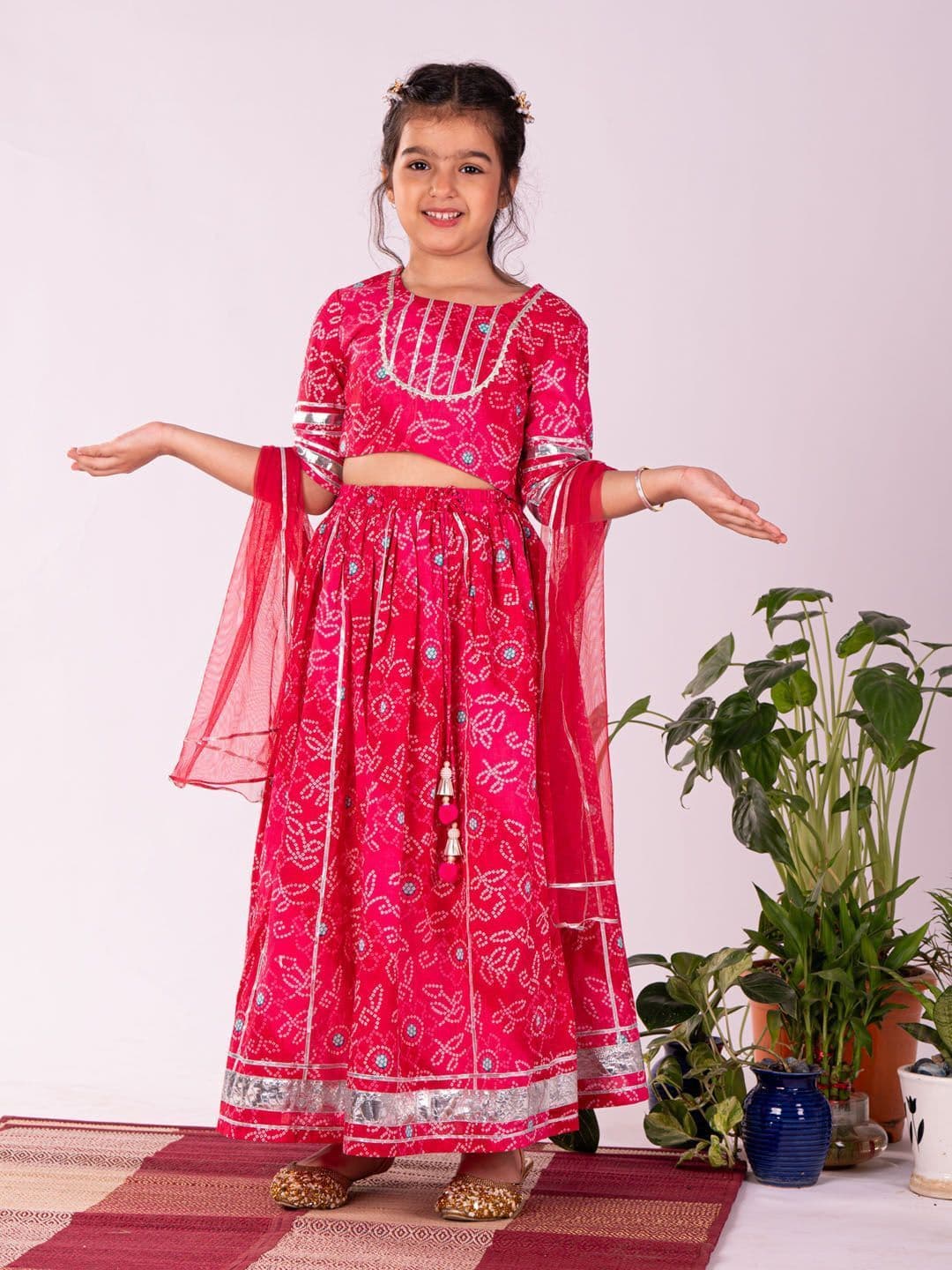 VASTRAMAY Girls Pink Bandhni Lehenga Set - view 1