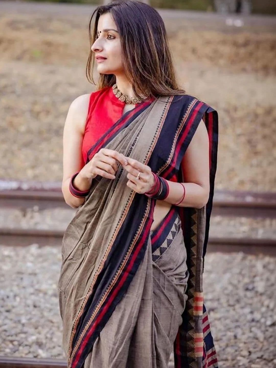 Saree star Striped Pure Cotton Sarees - view 1