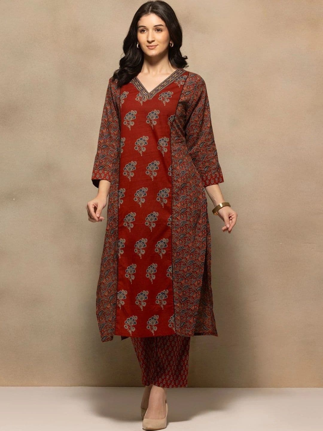 Sabhyata Women Ethnic Motifs Printed Regular Pure Cotton Kurta with Trousers - view 1