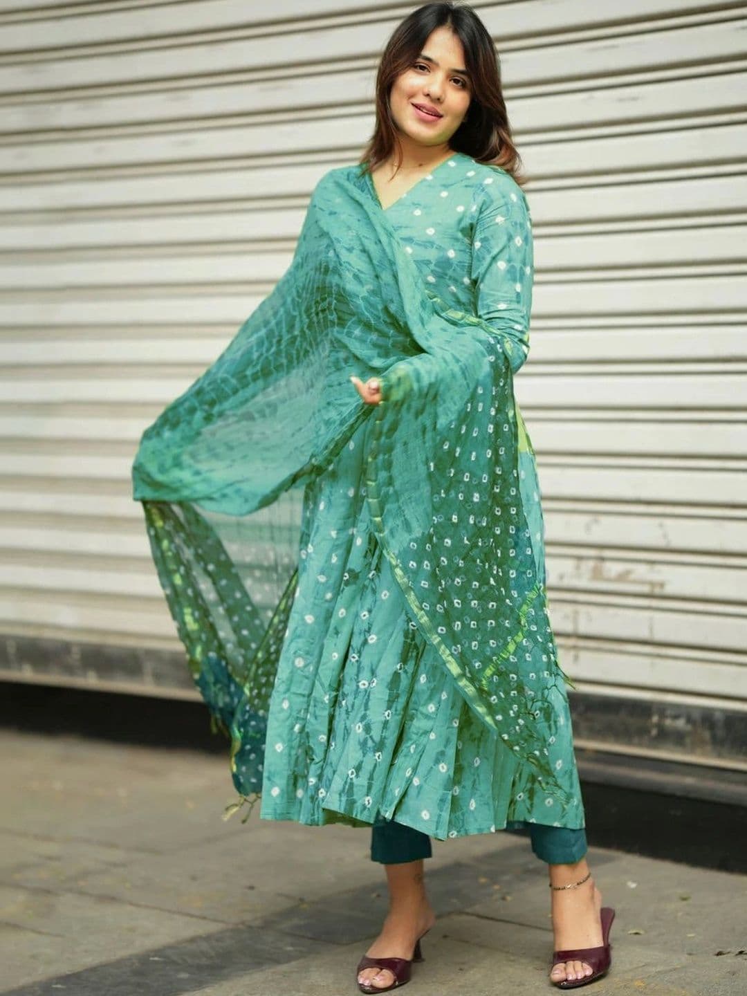 Anushansa Women Bandhani Dyed Empire Kurta with Trousers & With Dupatta - view 1