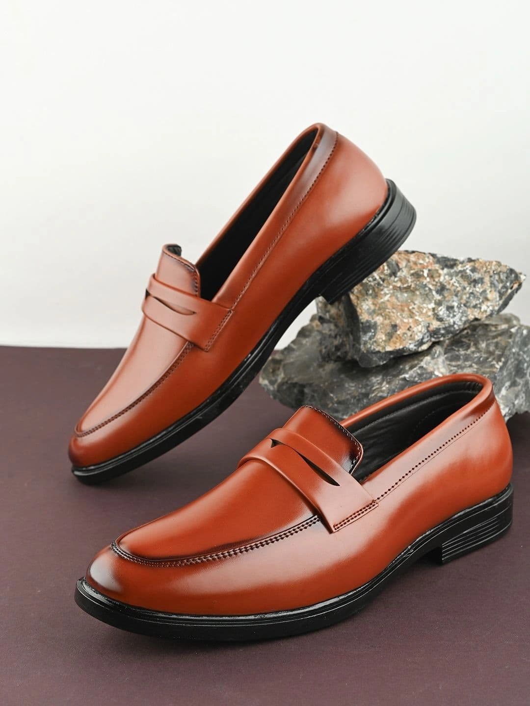 Anouk Men Pointed Toe Slip-On Formal Loafers - view 1