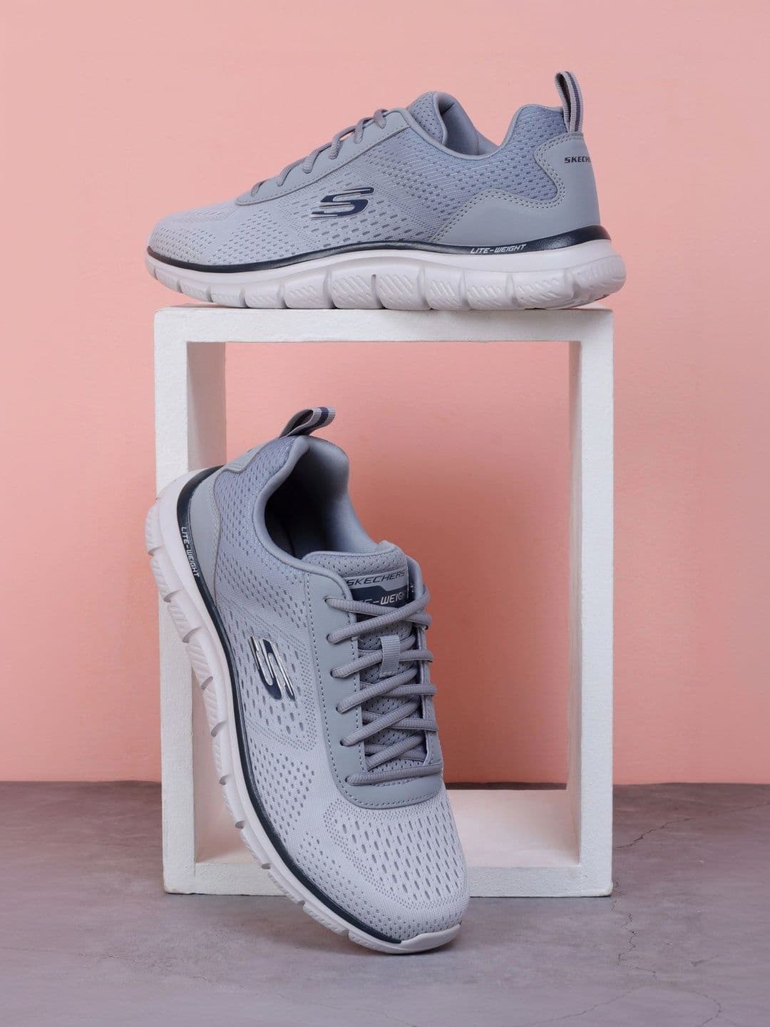 Skechers Men Mesh Walking Shoes - view 1