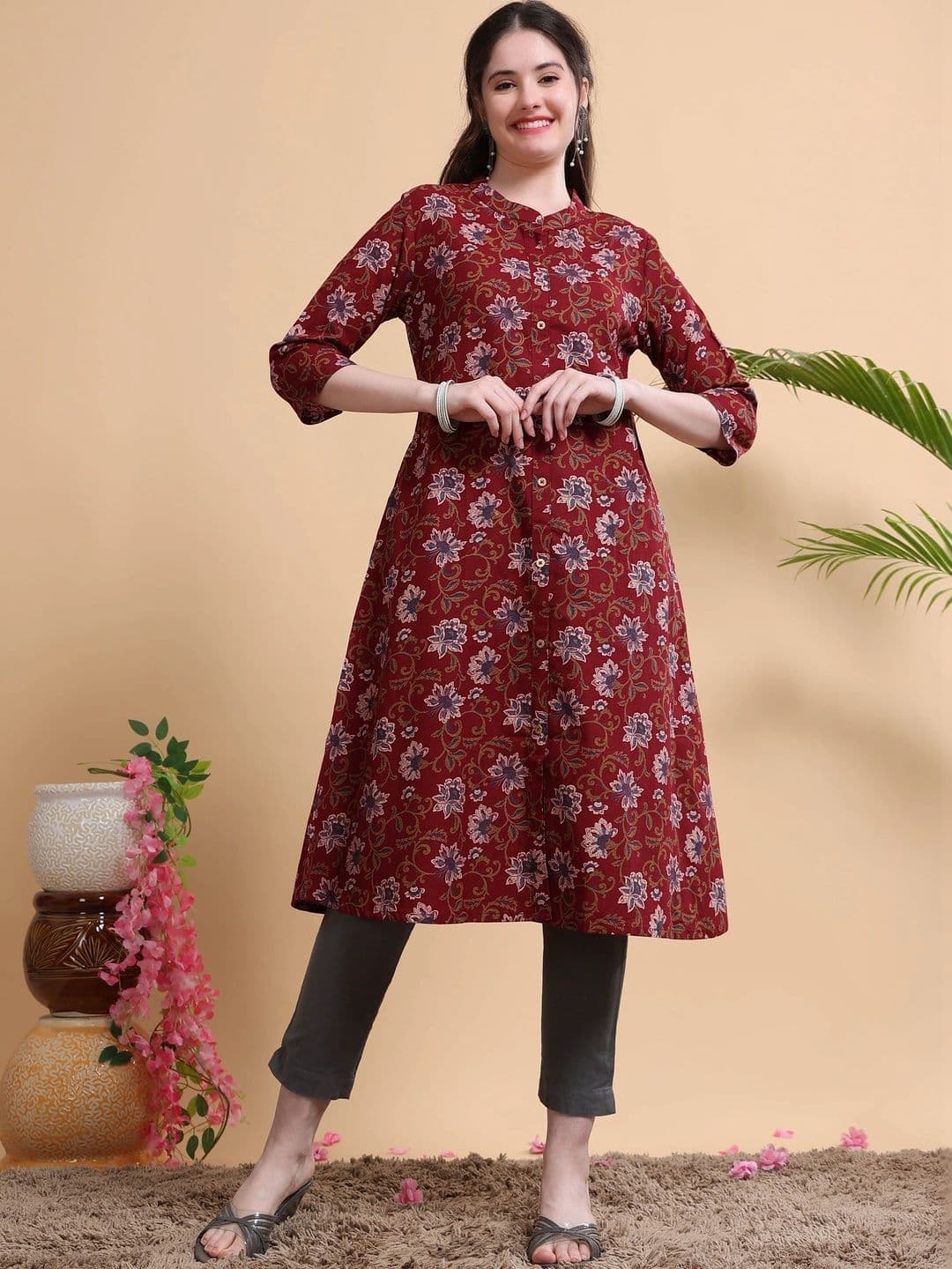Sangria Women Floral Printed Floral Kurta - view 1